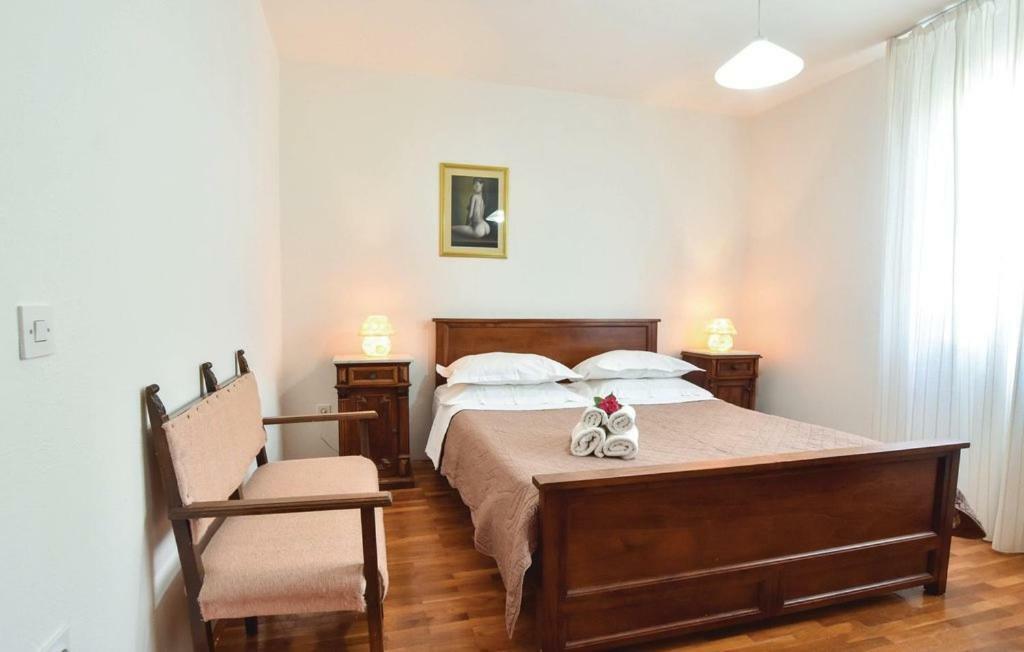 סופטאר Apartments Petranic מראה חיצוני תמונה