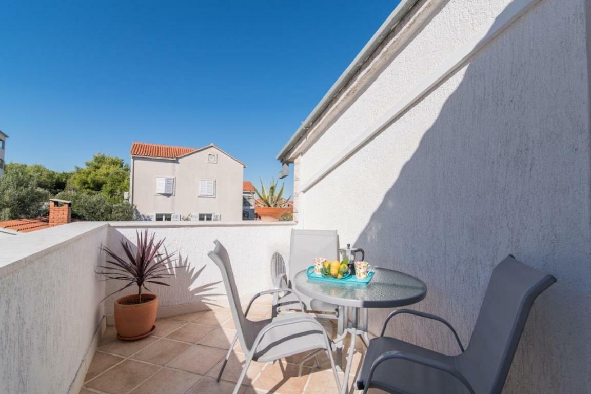 סופטאר Apartments Petranic מראה חיצוני תמונה