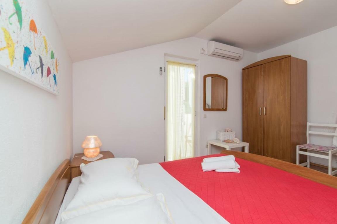 סופטאר Apartments Petranic מראה חיצוני תמונה