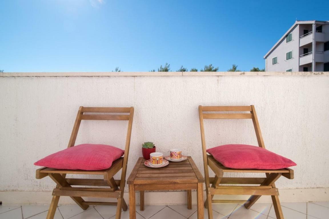 סופטאר Apartments Petranic מראה חיצוני תמונה